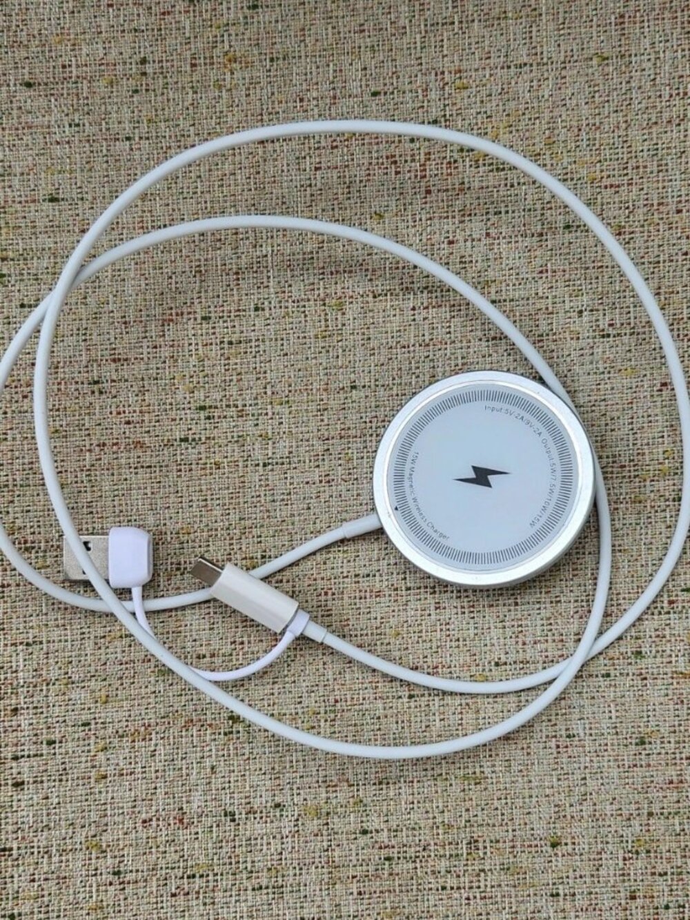 15W Magnetic Wireless Charge For Mobile Phone White Charging Pad Slim New